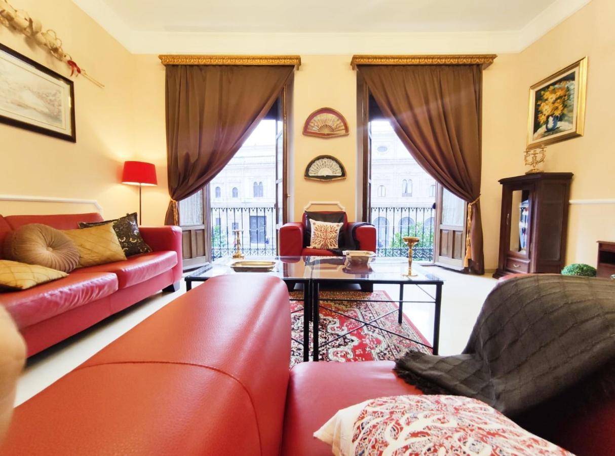 Luxe Town Hall Appartement