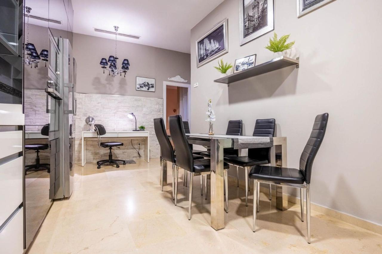 Luxe Town Hall Appartement *
